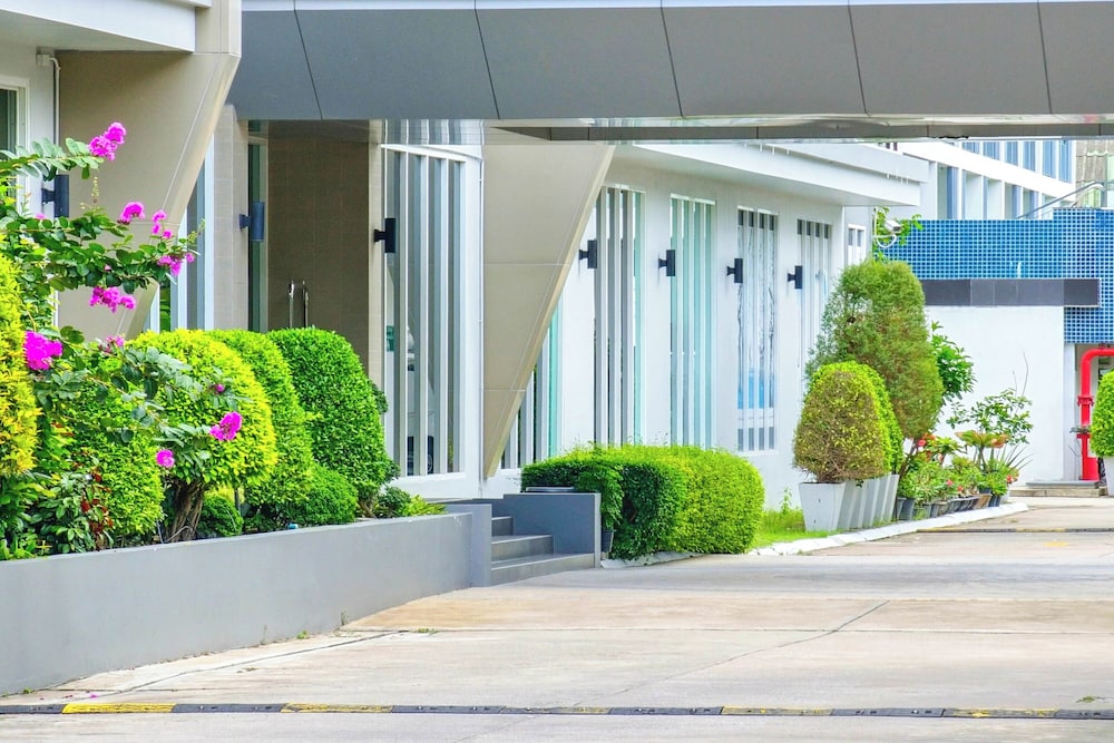 Phavina Hotel & Grand Boutique Rayong 6/72