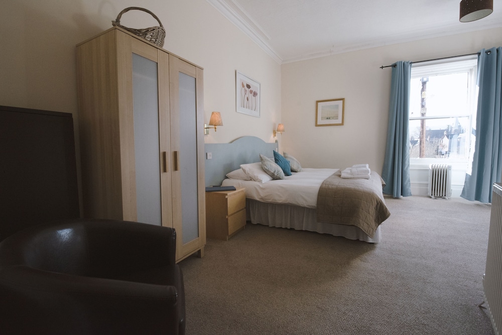 The Kirkmichael Hotel 6/41