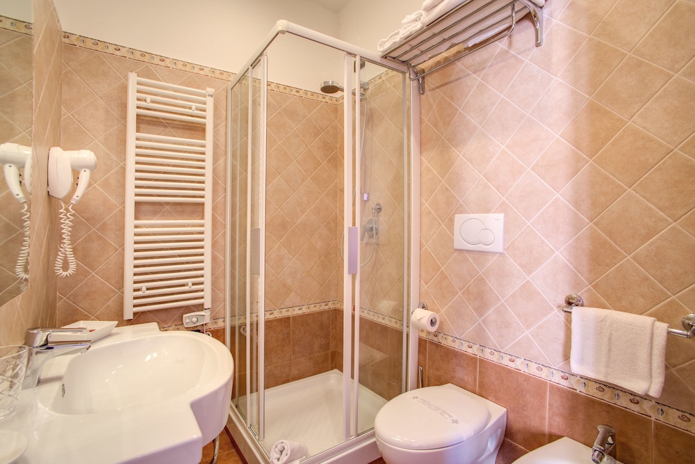 Hotel Roma Tiburtina 50/50
