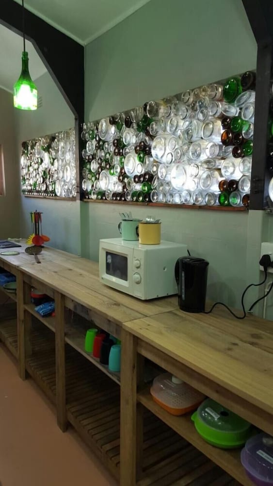 The Backpack Shack 23/32