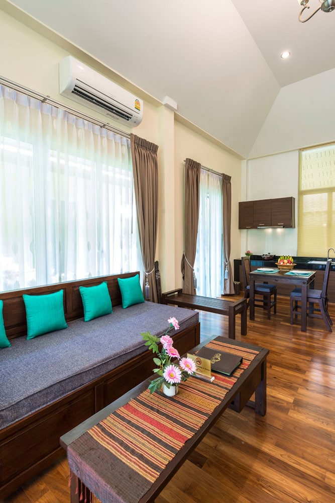 Pattra Vill Resort 52/72