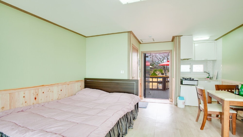 Vellise Pension 10/45