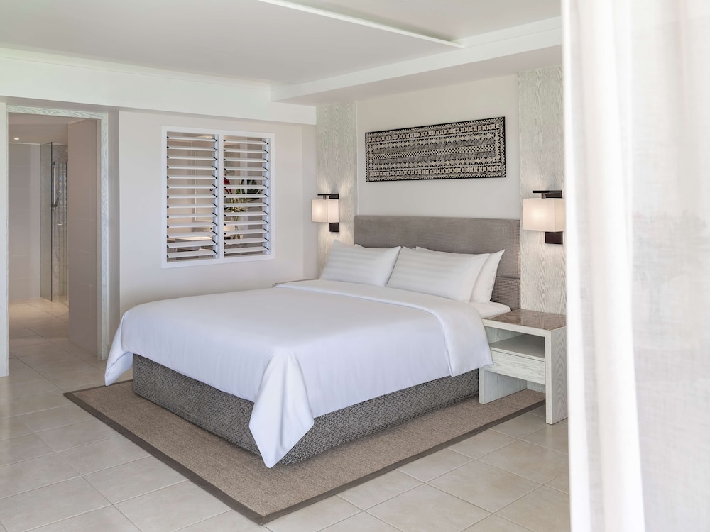 Shangri-La Yanuca Island 25/72