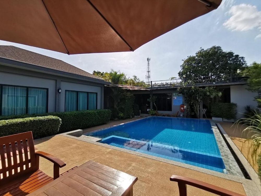 Baan Mee Phuket 43/55
