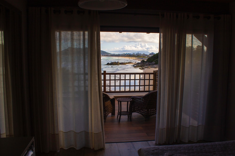 Hotel Atalaia do Mariscal 45/77