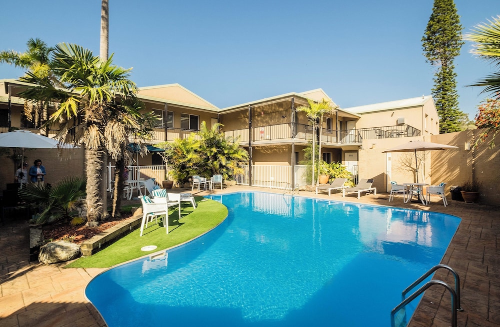 Mollymook Shores 46/57