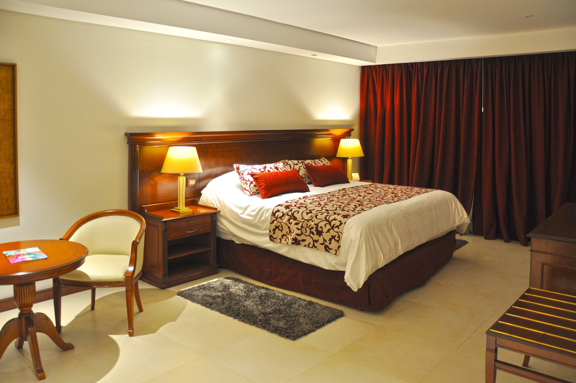 Executive, Suite, King Bed