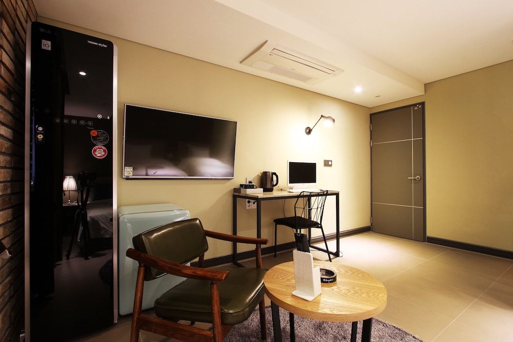 SR Design Hotel 44/60