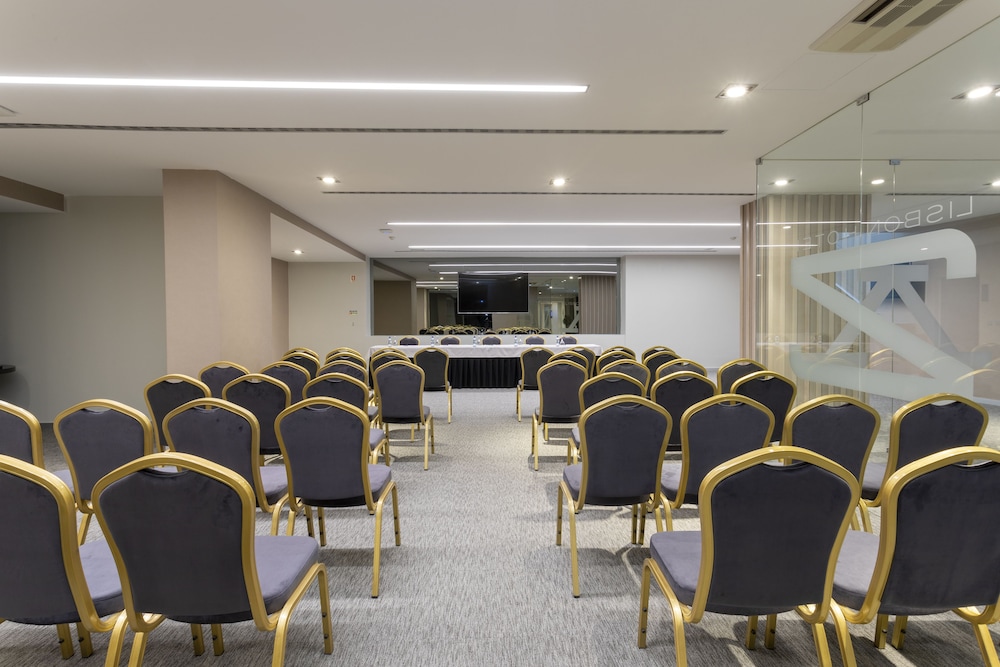 Czar Lisbon Hotel 55/66