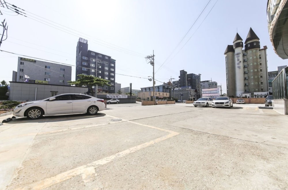 Elysian Hotel 39/50