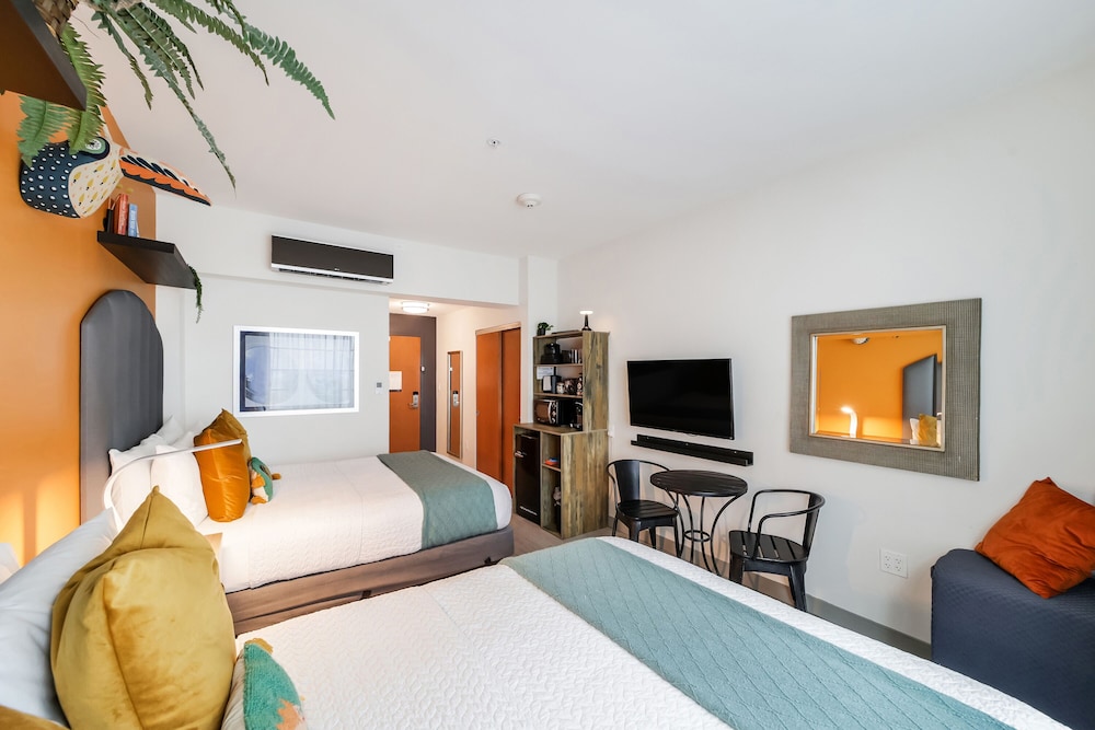 STANDARD, DOUBLE BED, PRIVATE BATHROOM