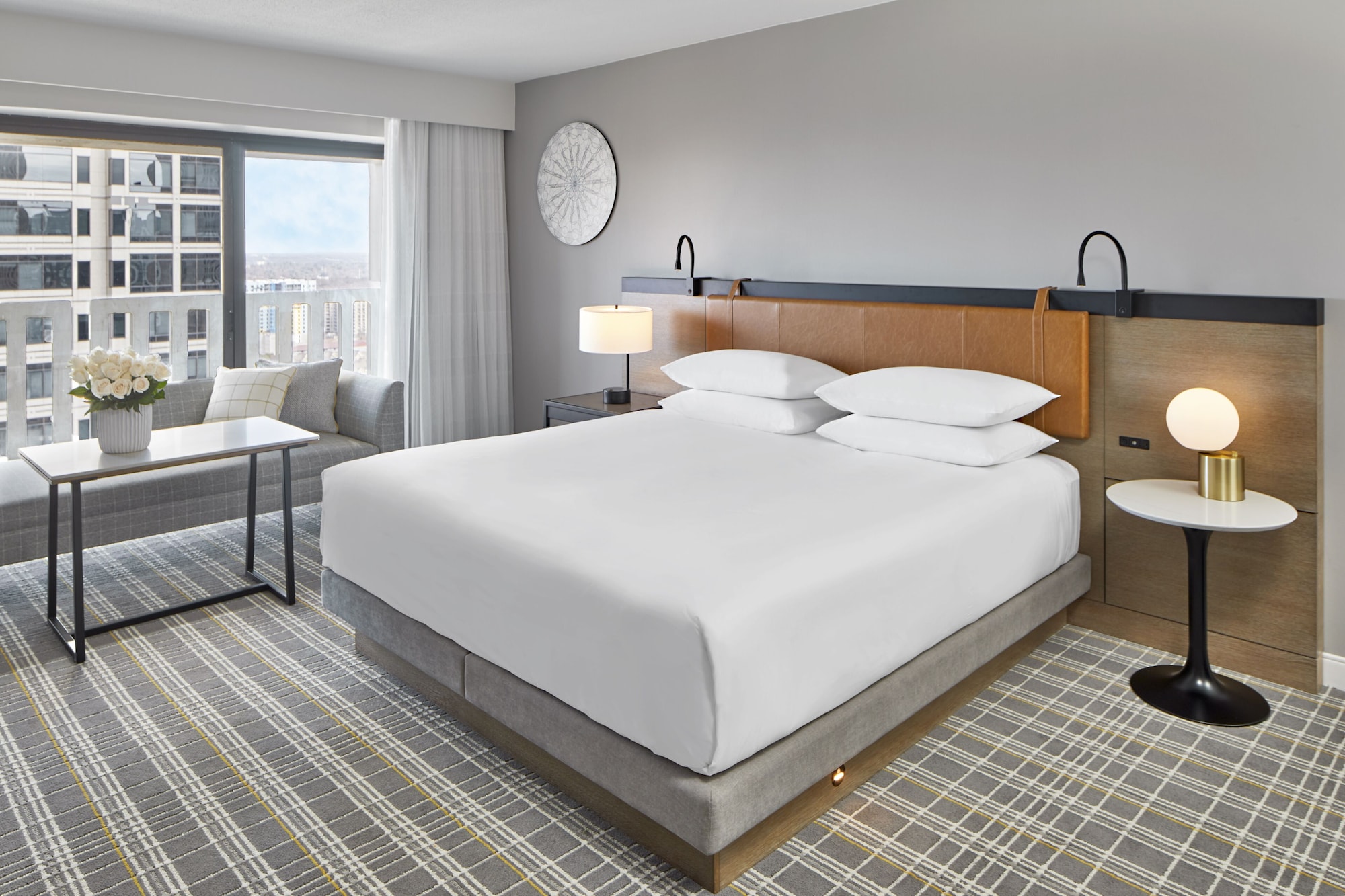 DELUXE, KING BED, BALCONY
