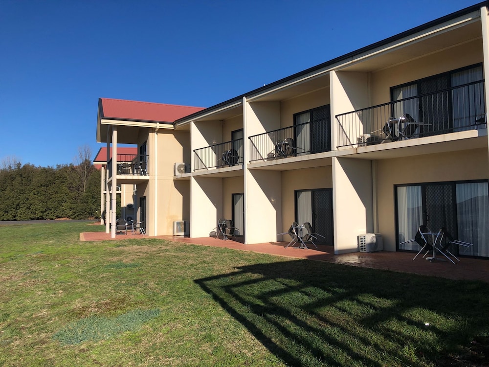 Turners Vineyard Motel Function And Convention Centre 1/32