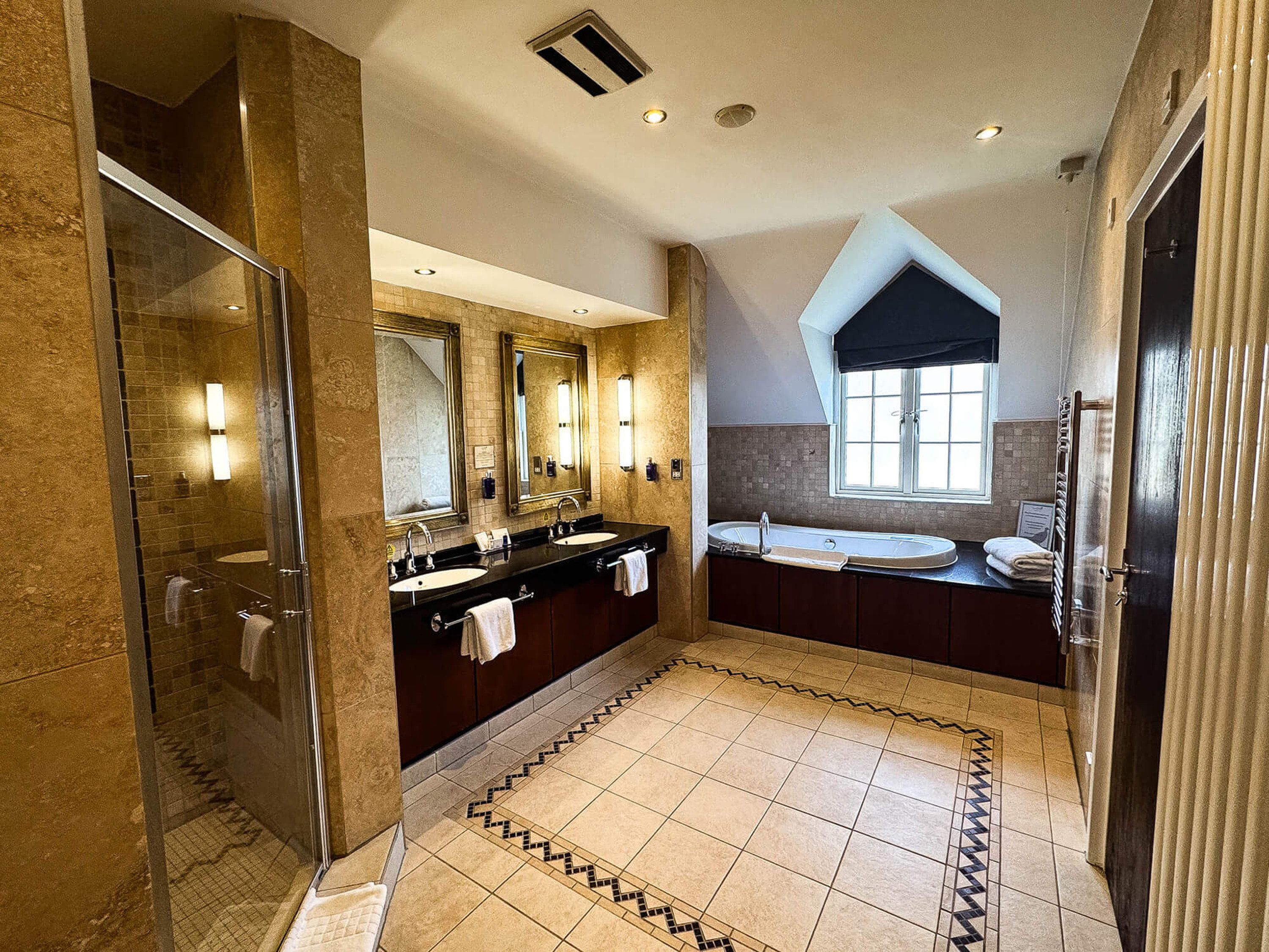 The Wild Pheasant Hotel and Spa 25/49
