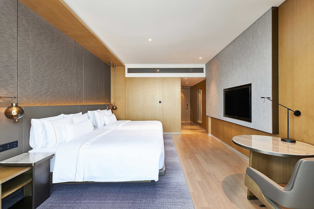 The Westin Zhongshan Guzhen 12/40