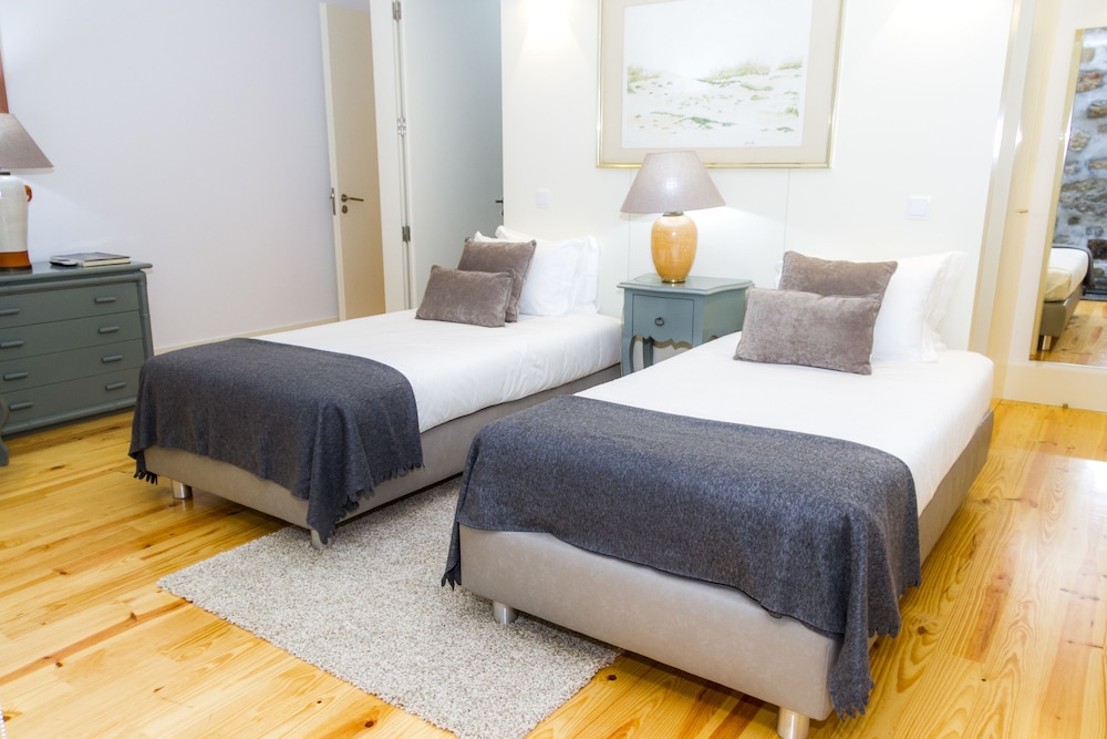 2 BEDROOMS, APARTMENT, TERRACE