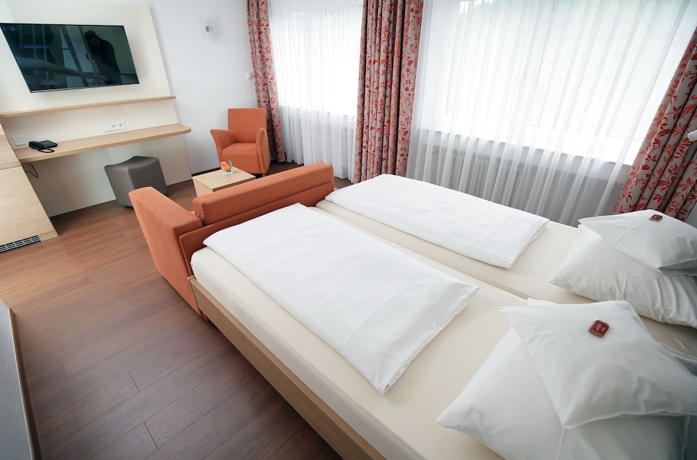 Badhotel Restaurant Stauferland 40/75
