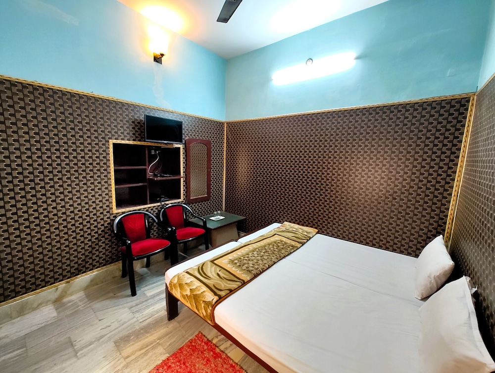 Teerth Guest House 33/64
