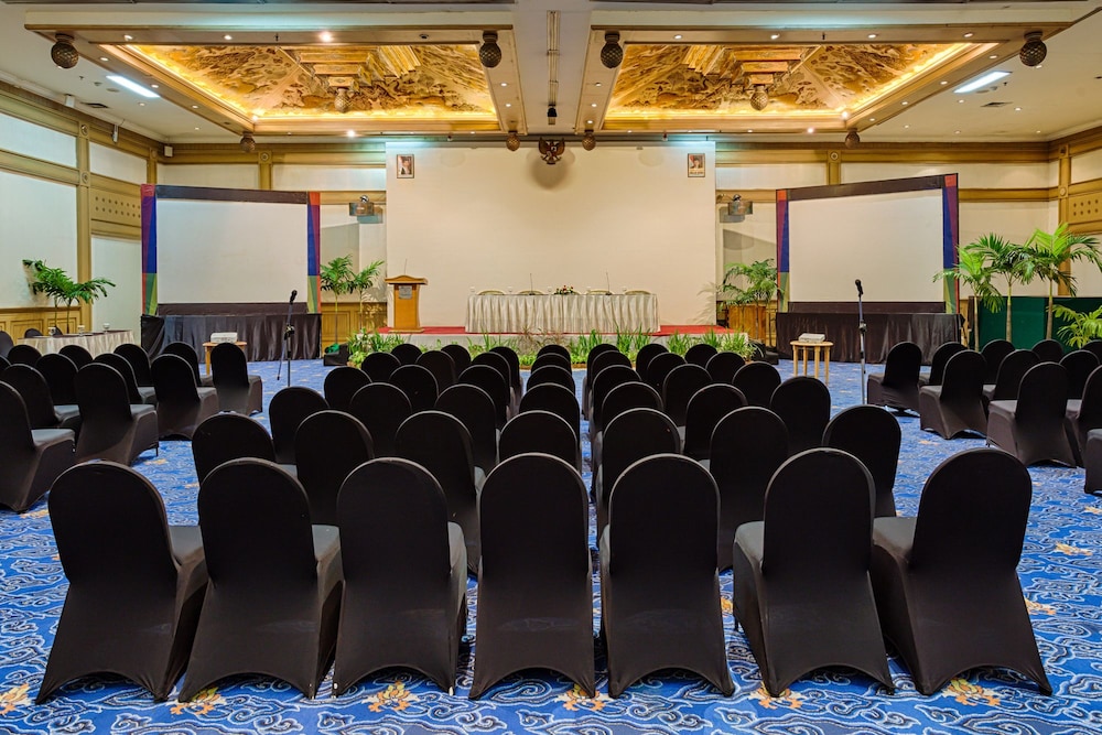 Sahid Jaya Lippo Cikarang 69/74