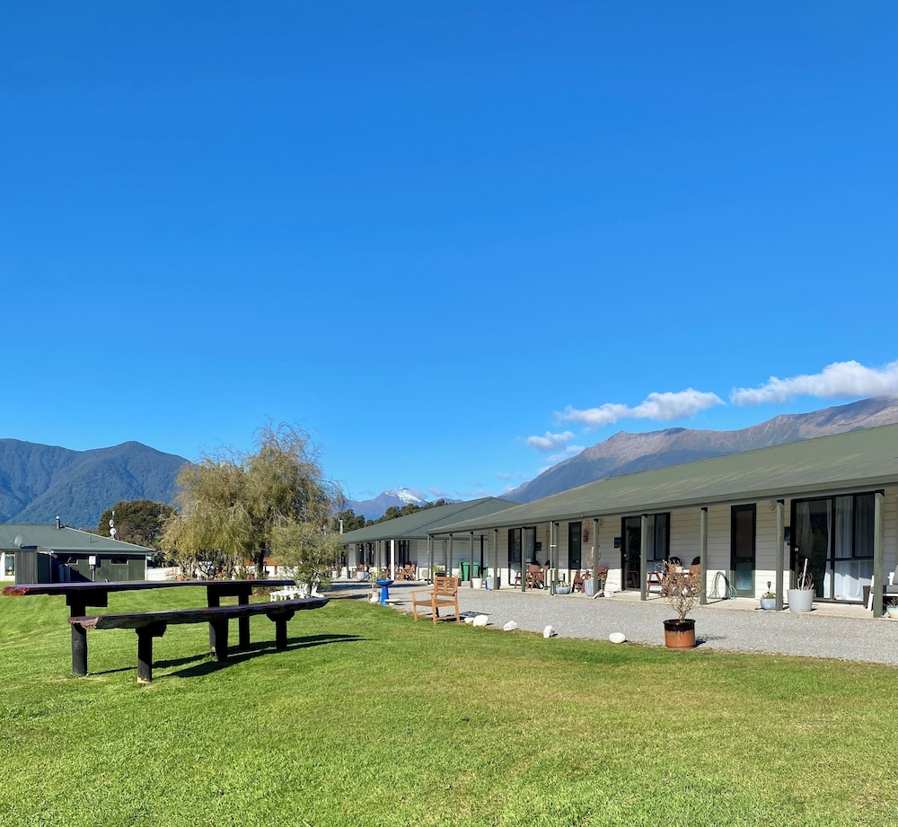 Heritage Park Lodge 51/59