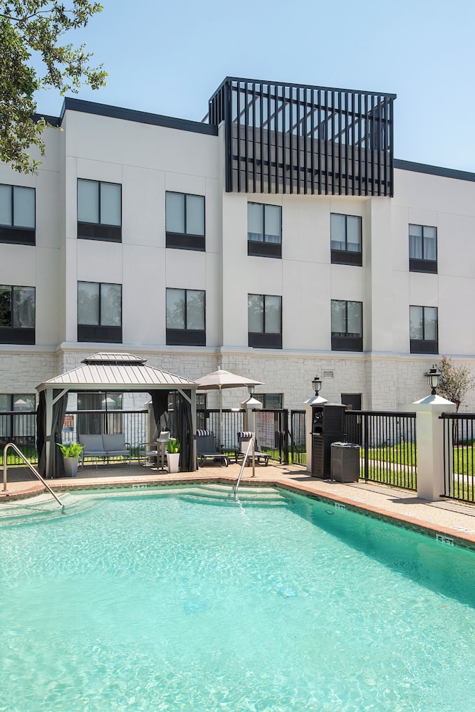 Champions Club and Hotel, Houston Westchase 2/54