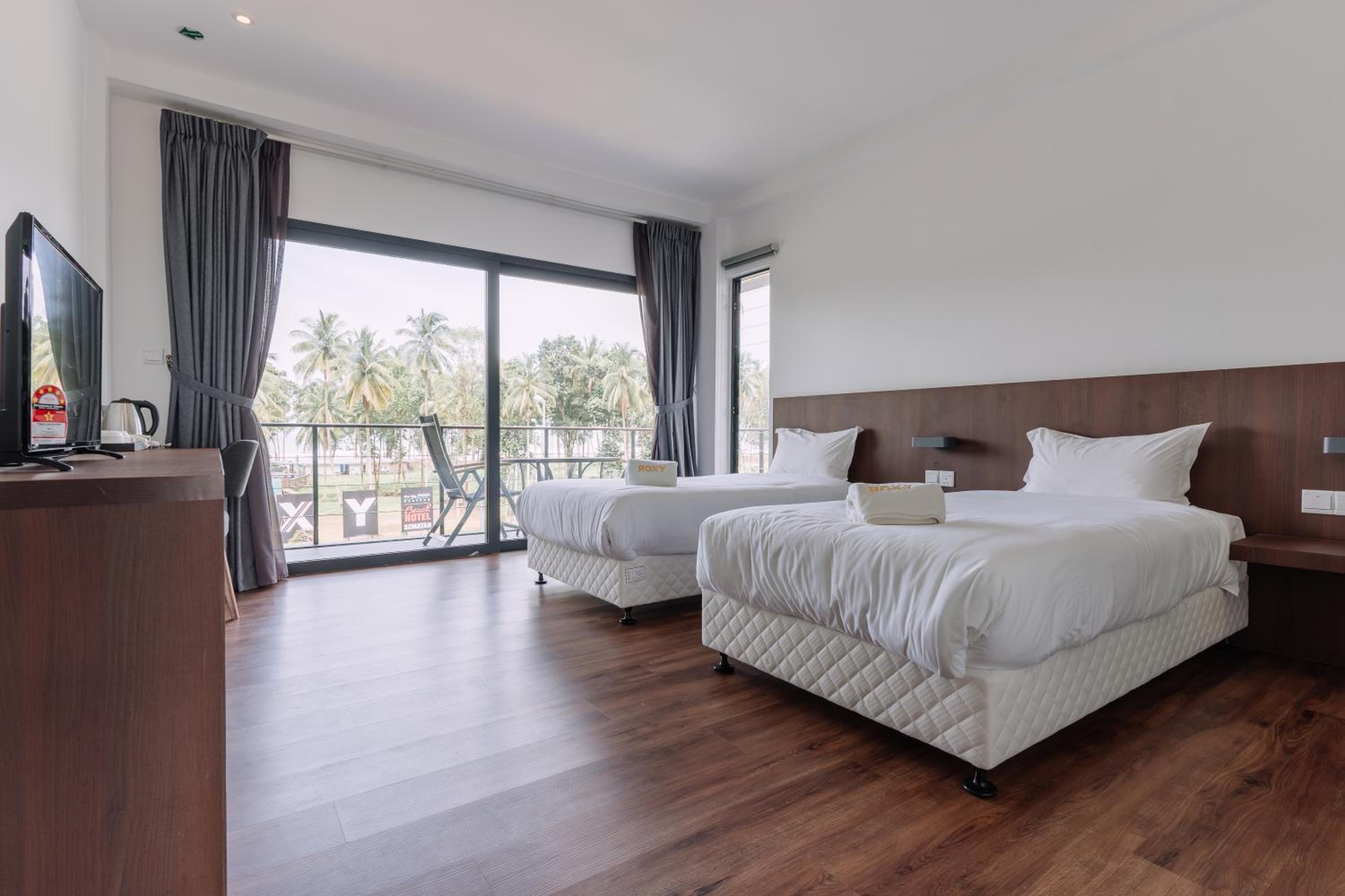 Deluxe, Twin Beds