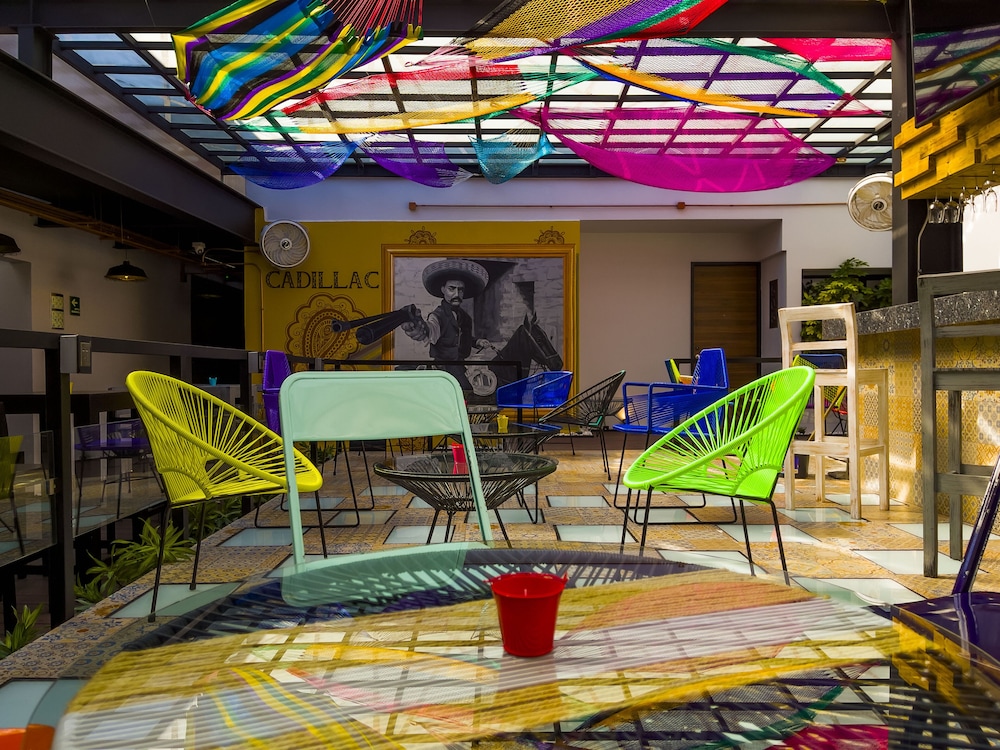 Cadillac Hotel Boutique 43/50