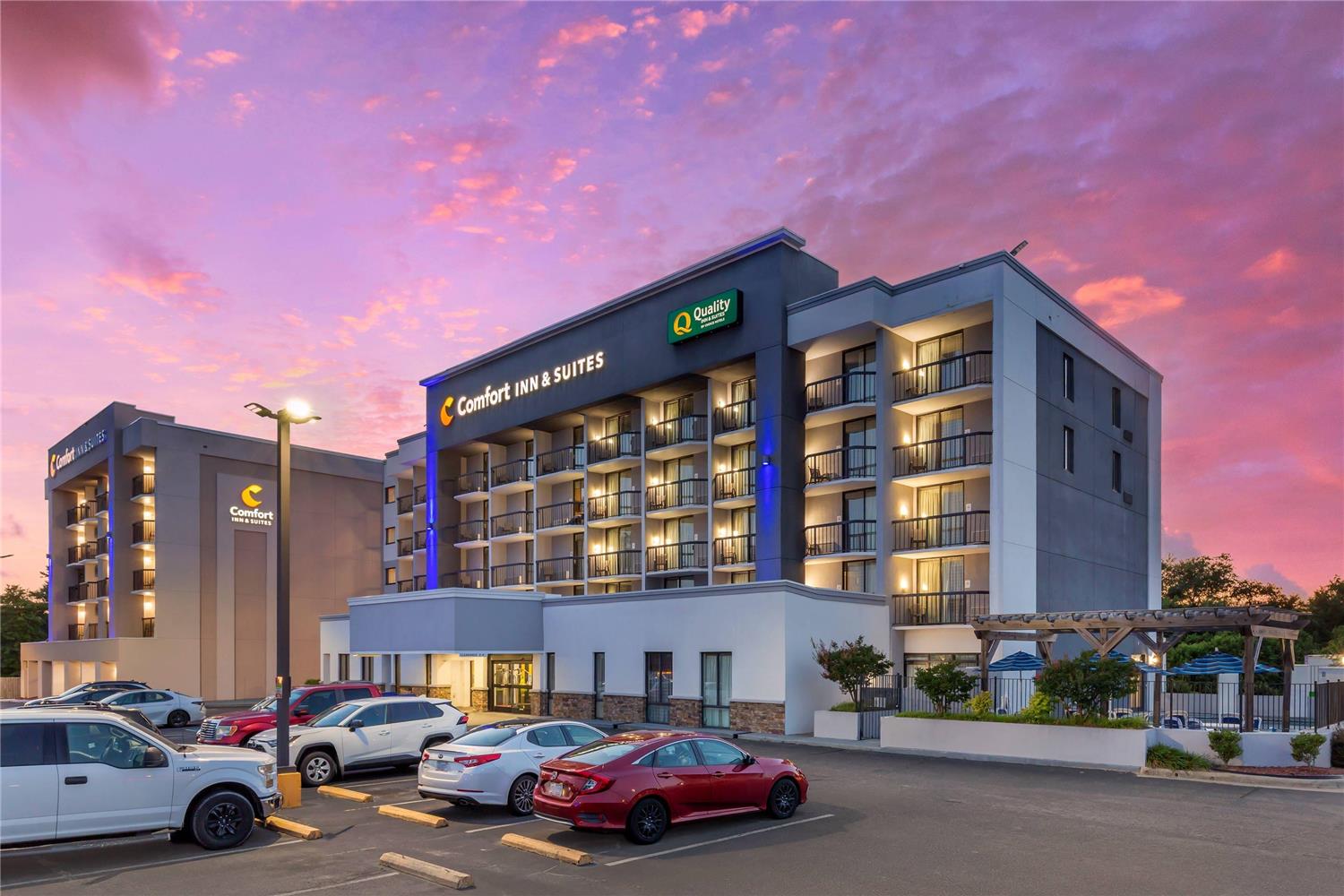 Quality Inn & Suites Spring Lake - Fayetteville near Fort Bragg 38/41