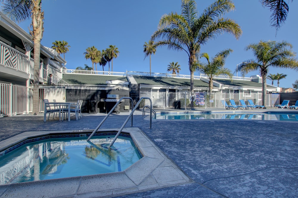 Beach Haven Inn Pacific Beach 40/64