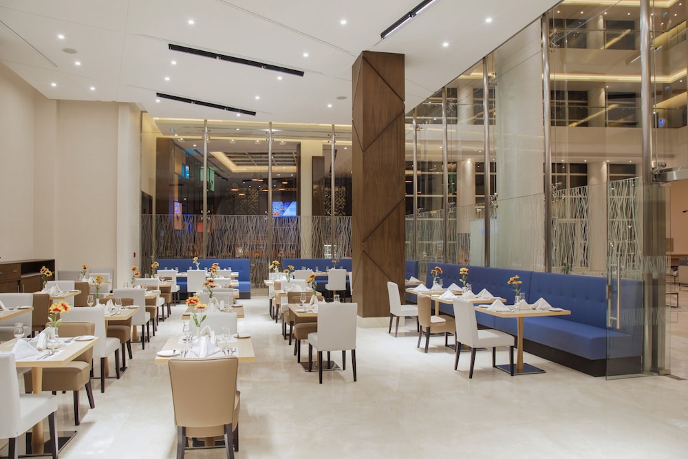 فندق كريستال أماكن الرياض(Cristal Amaken Hotel Riyadh) 31/39