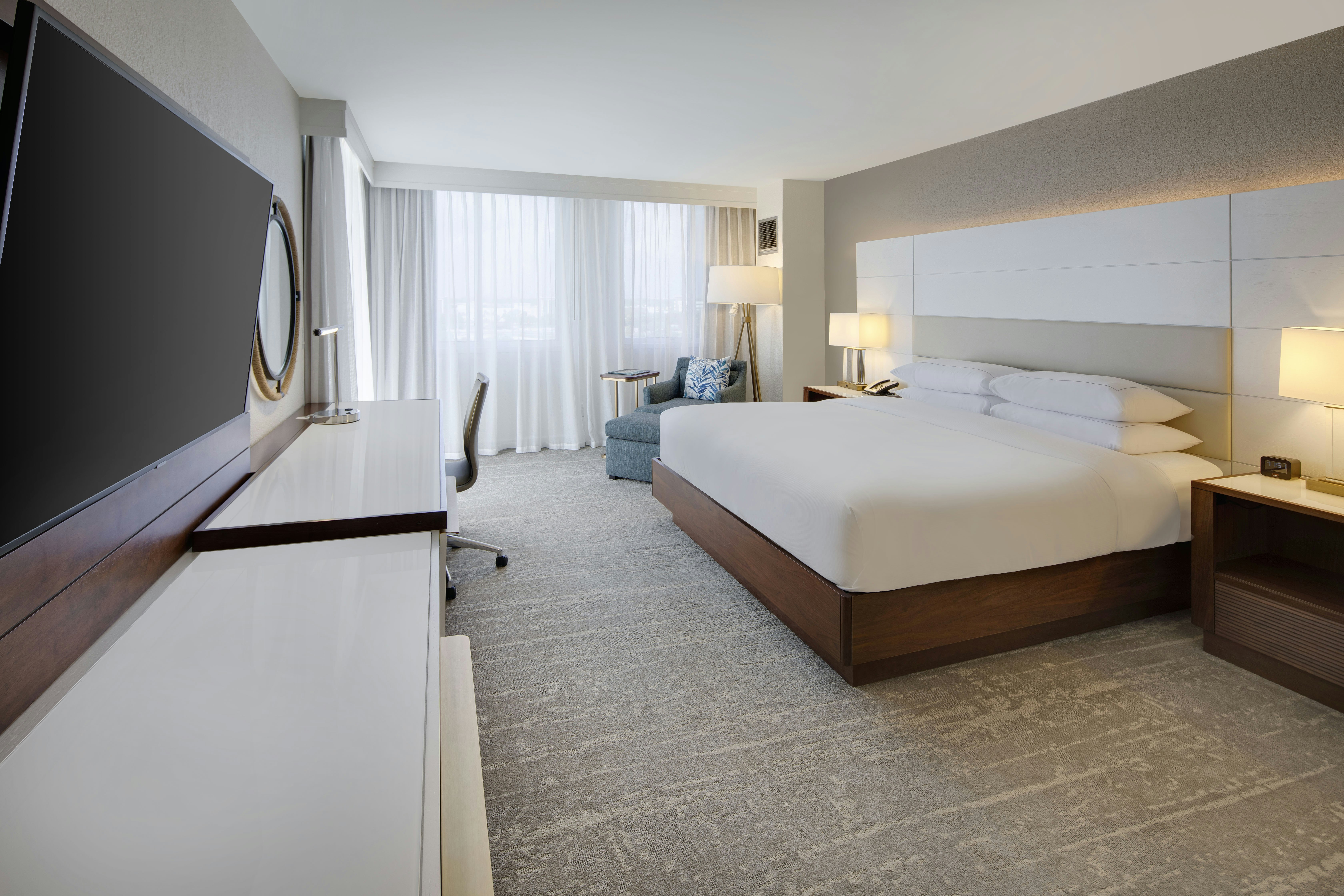 1 King Bed Room with Balcony - Refrigerator