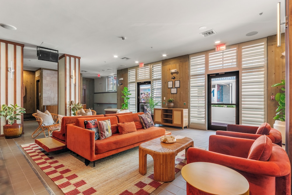 lounge