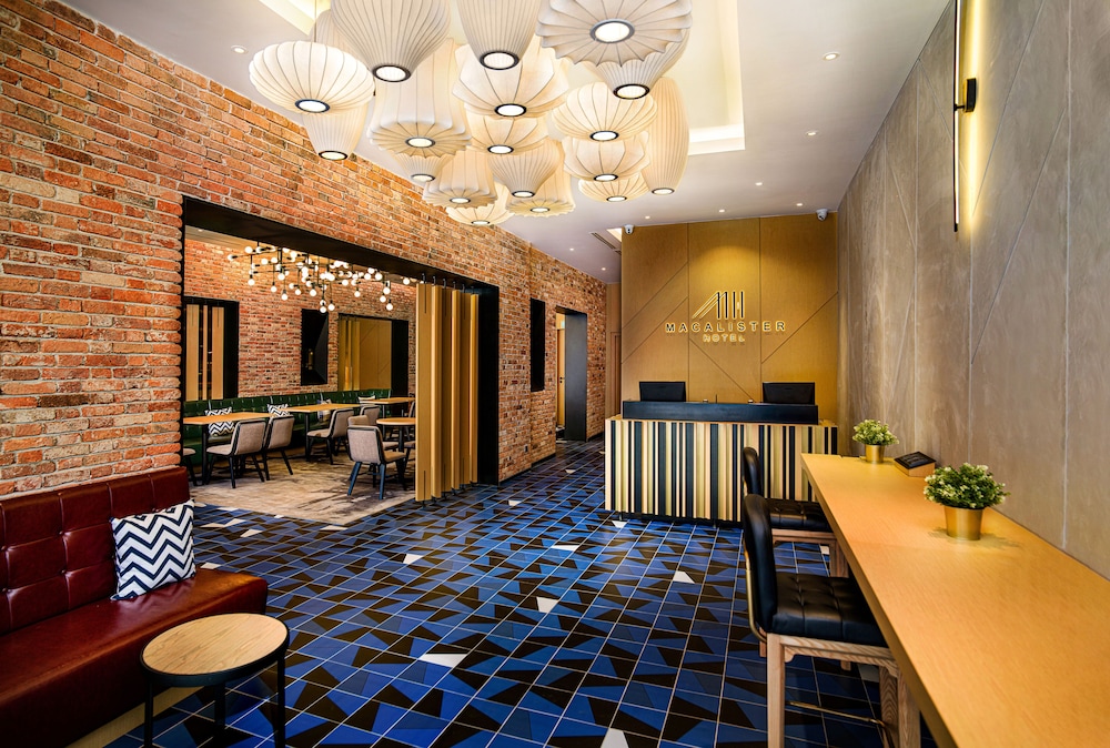Macalister Hotel managed by The Ascott Limited 18/25