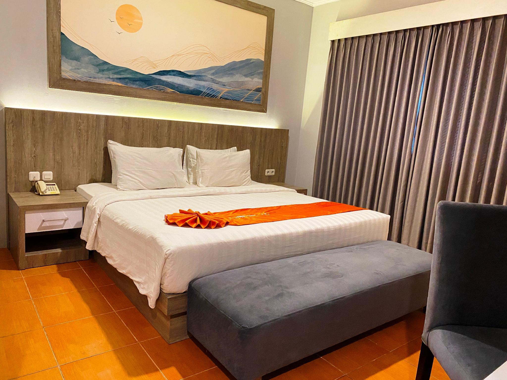جناح جونيور بسرير كوين، Front One Hk Resort Semarang 2/2