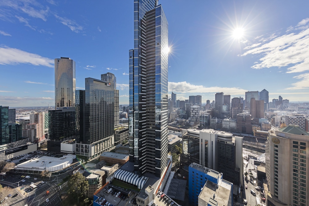 Oaks Melbourne Southbank Suites 36/47