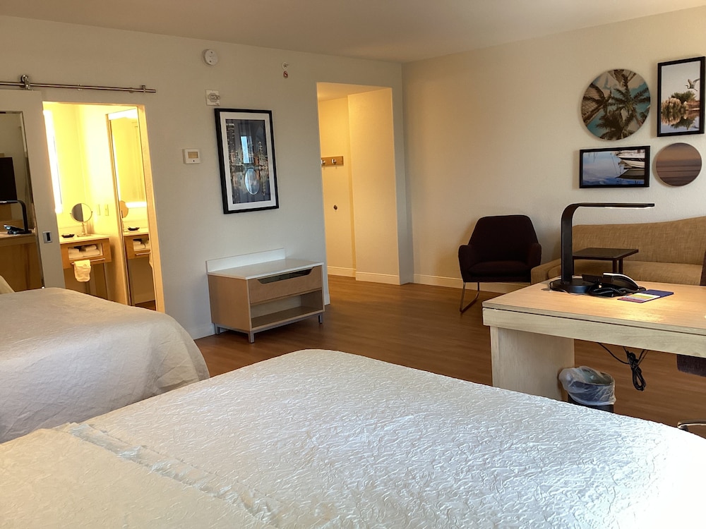 استوديو إليت بسريرين كوين مع أريكة، Hampton Inn Suites By Hilton Miami Brickell Downtown 5/10