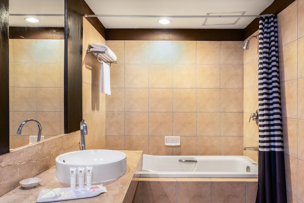 Woraburi Ayutthaya Resort and Spa 45/48