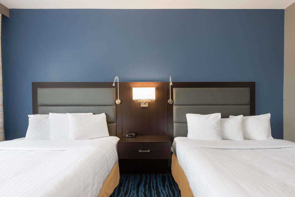 Hotel 1550 9/23