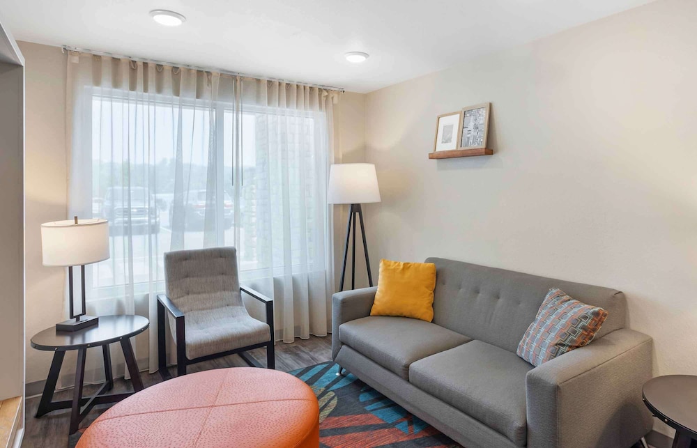 Extended Stay America Suites - Philadelphia - Plymouth Meeting - West 15/29