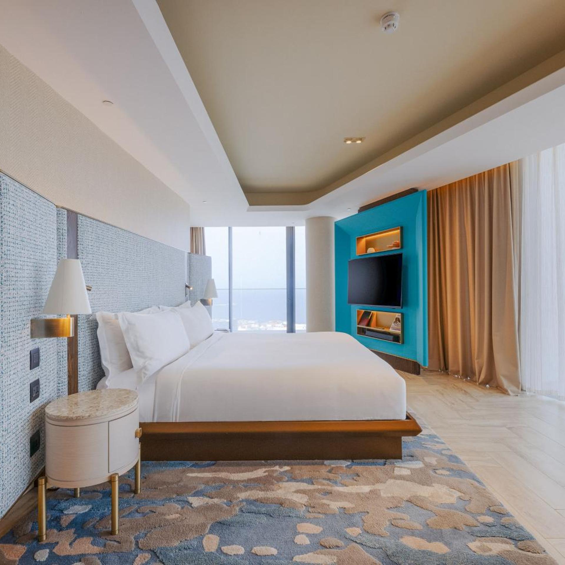 Extra Me, Suite, Sea View