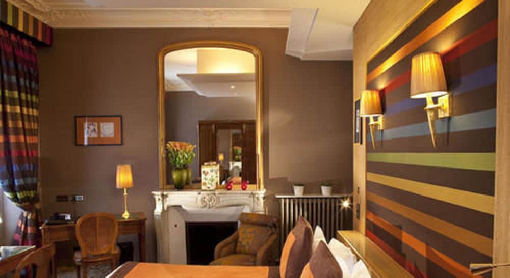 Regents Garden Hotel 50/50