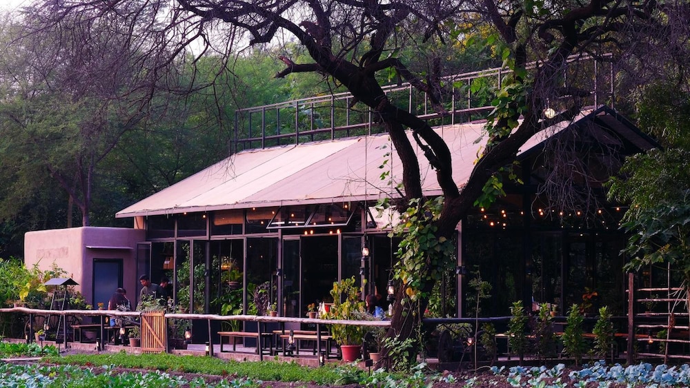 JEHAN NUMA RETREAT CLUB AND SPA 4/38