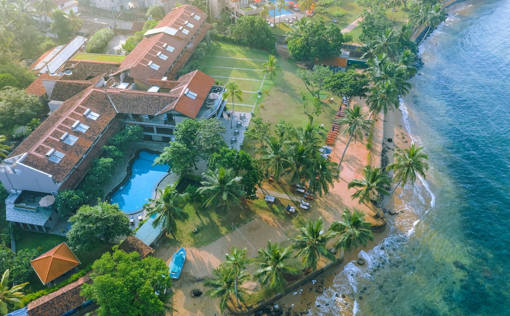 Earl S Reef Beruwala in BERUWALA