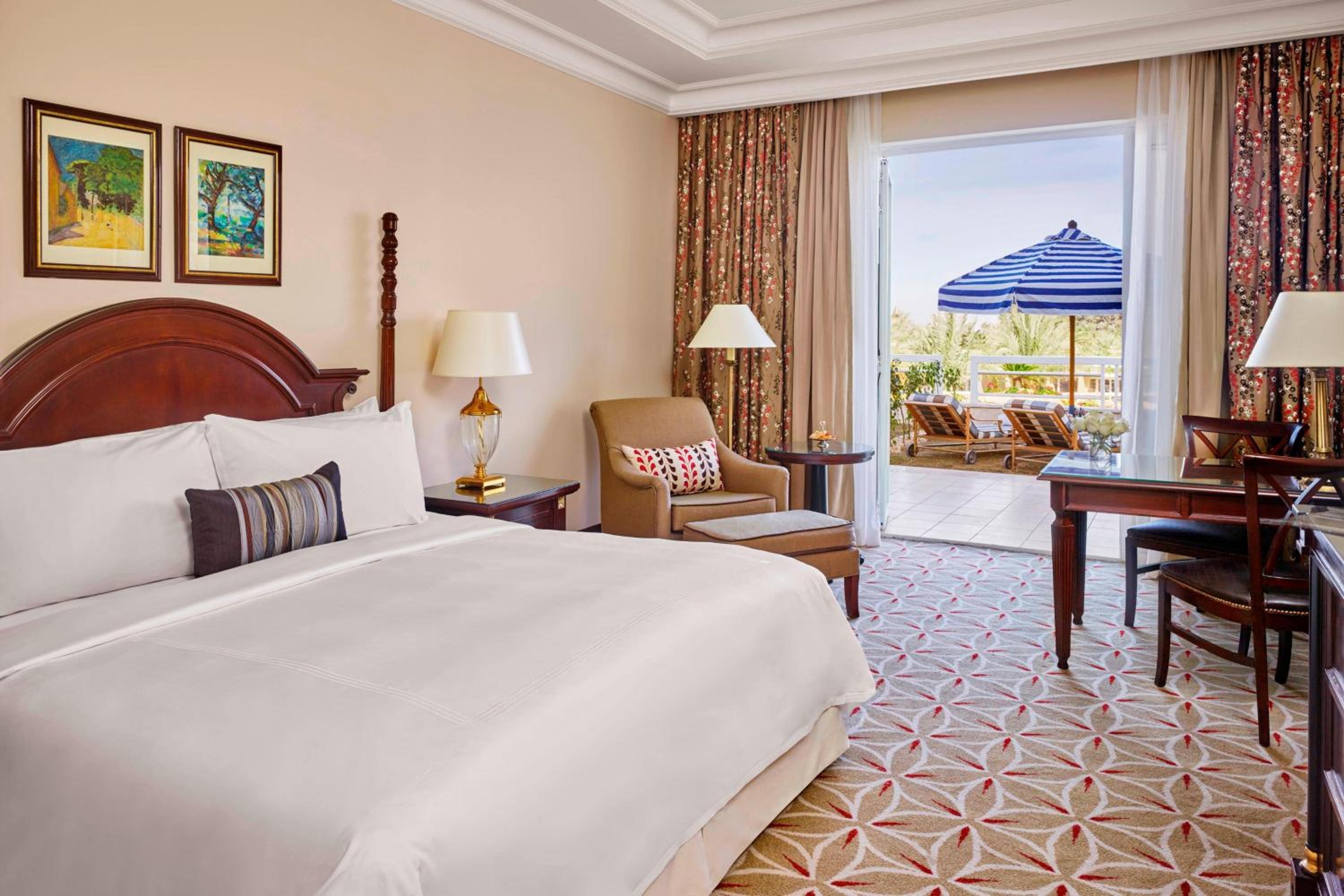 Guest Room, Deluxe, King Bed, Garden Access