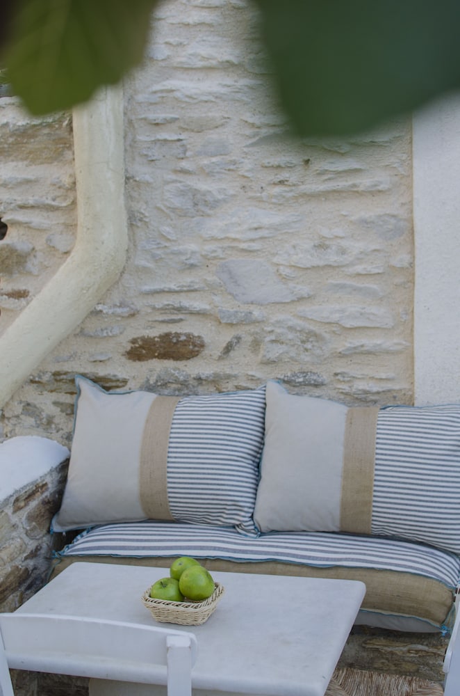 Yialos Ios Hotel 6/64