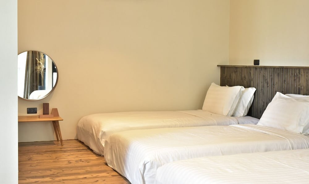 Karaarom Hotel 16/50