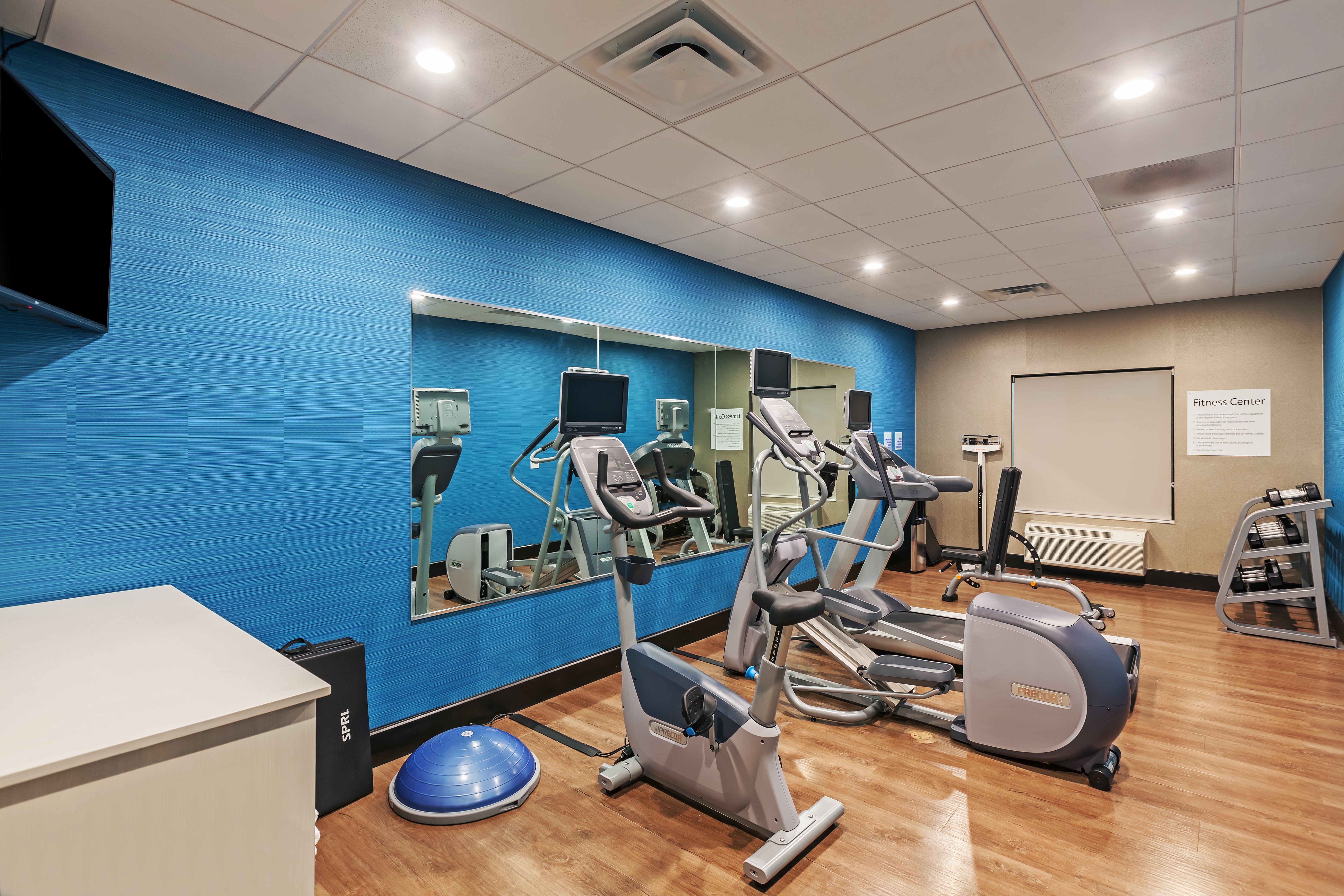 HOLIDAY INN EXPRESS & SUITES PERRYTON 32/50