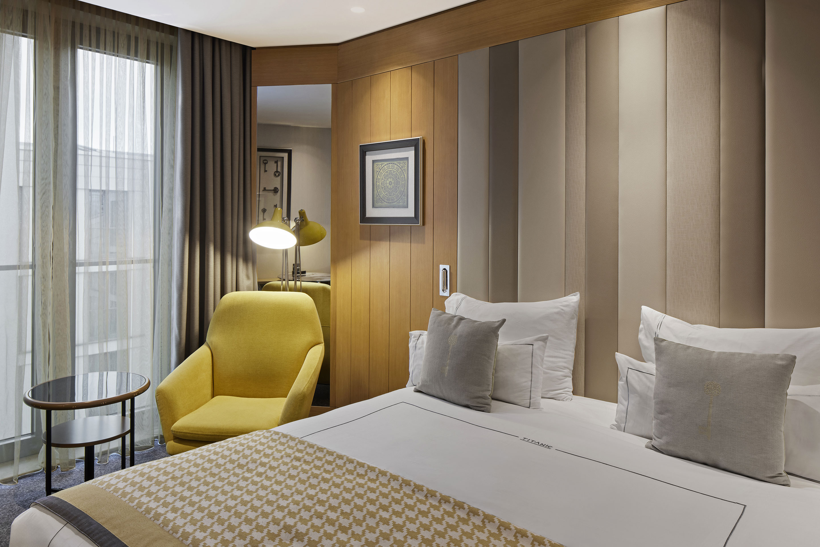 1 Bedroom, King Bed