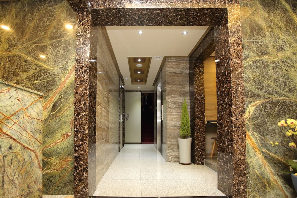 Daeyoung Hotel Seoul 61/66