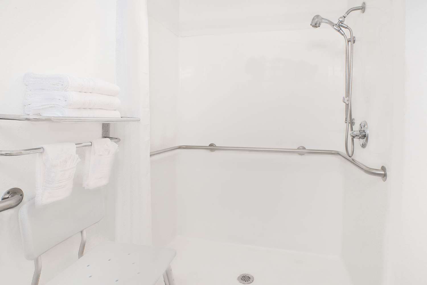 Microtel Inn By Wyndham Broken Bow 26/27